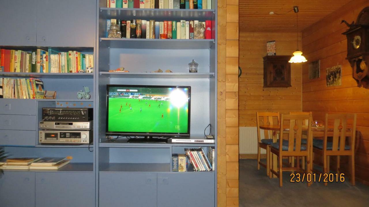 Ferienwohnung Heucke Berlin Bagian luar foto